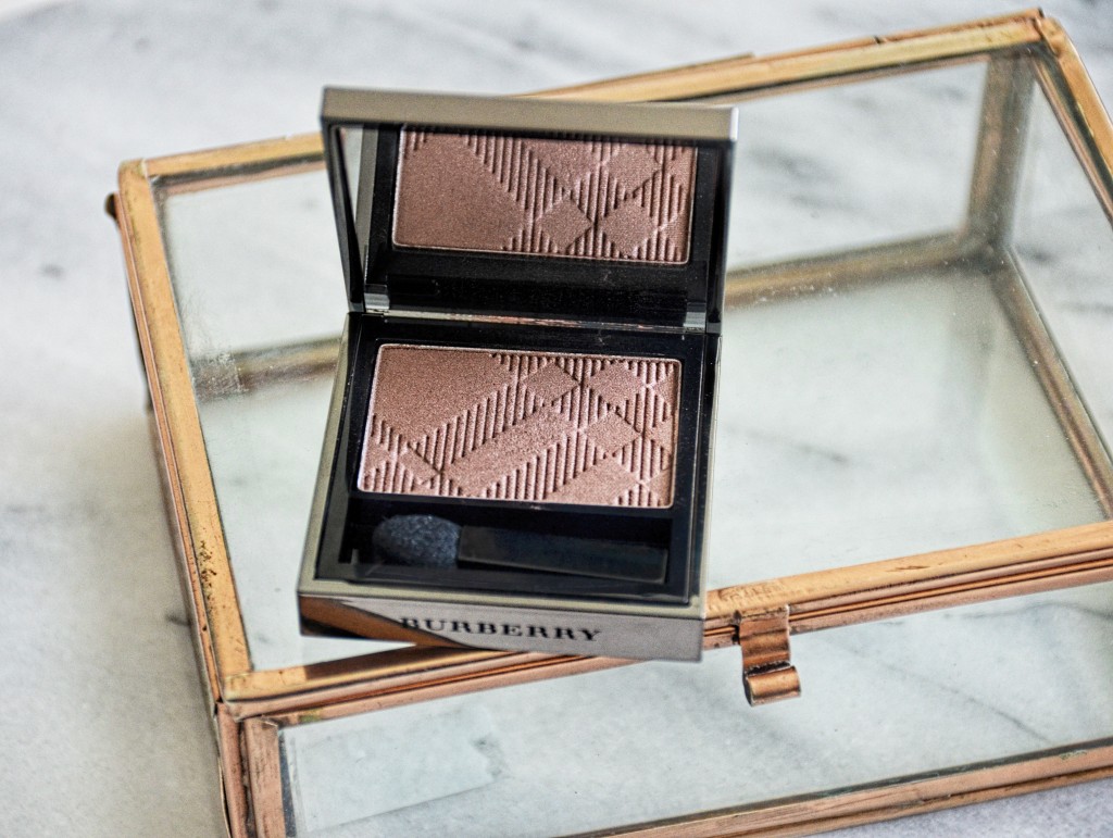 Burberry Wet & Dry Silk Eyeshadow in Rosewood - Makeup-Sessions
