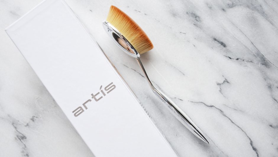 Artis Oval 8 Brush Worth The Hype? MakeupSessions