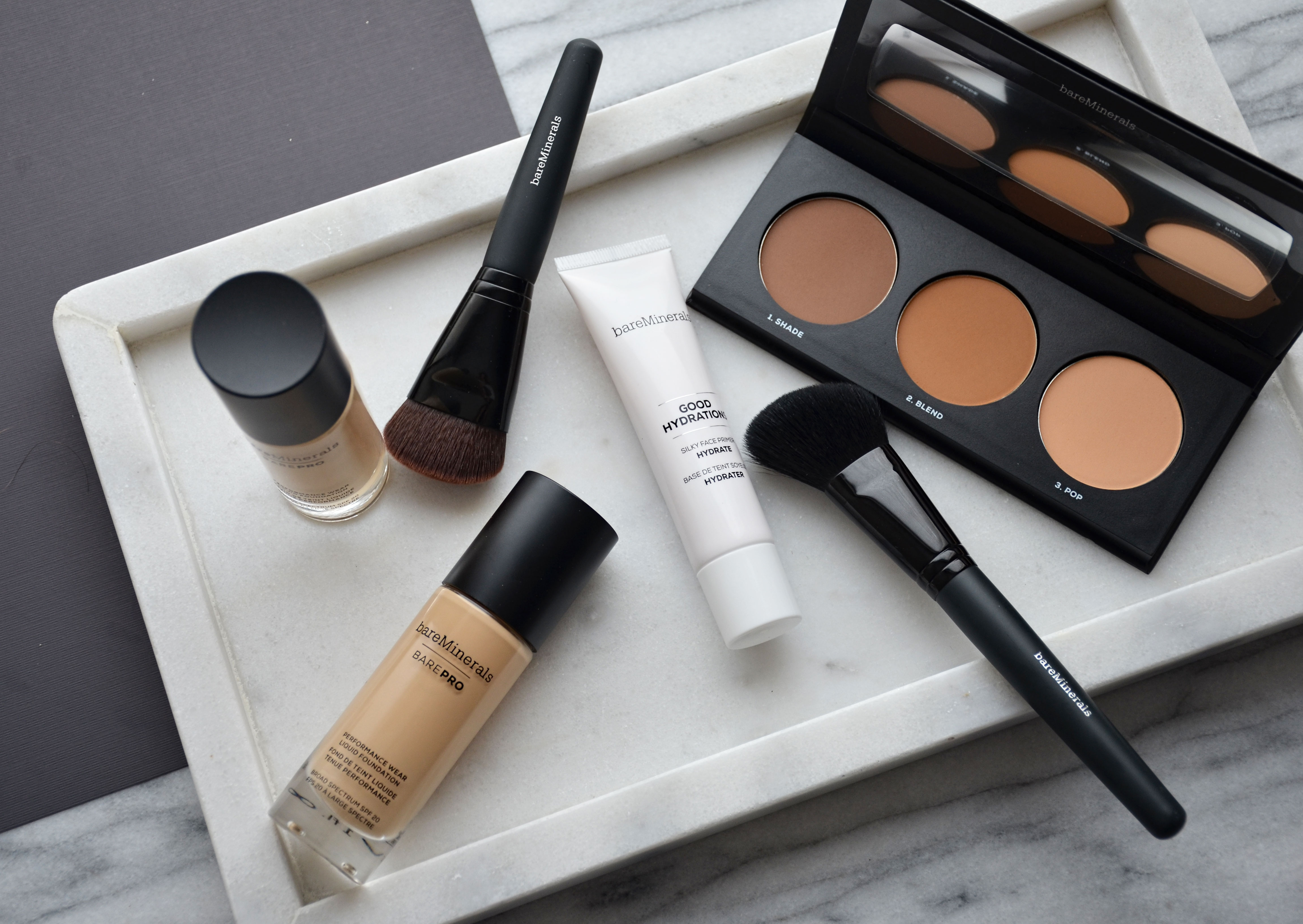 bareMinerals Pro Liquid Foundation - Makeup-Sessions