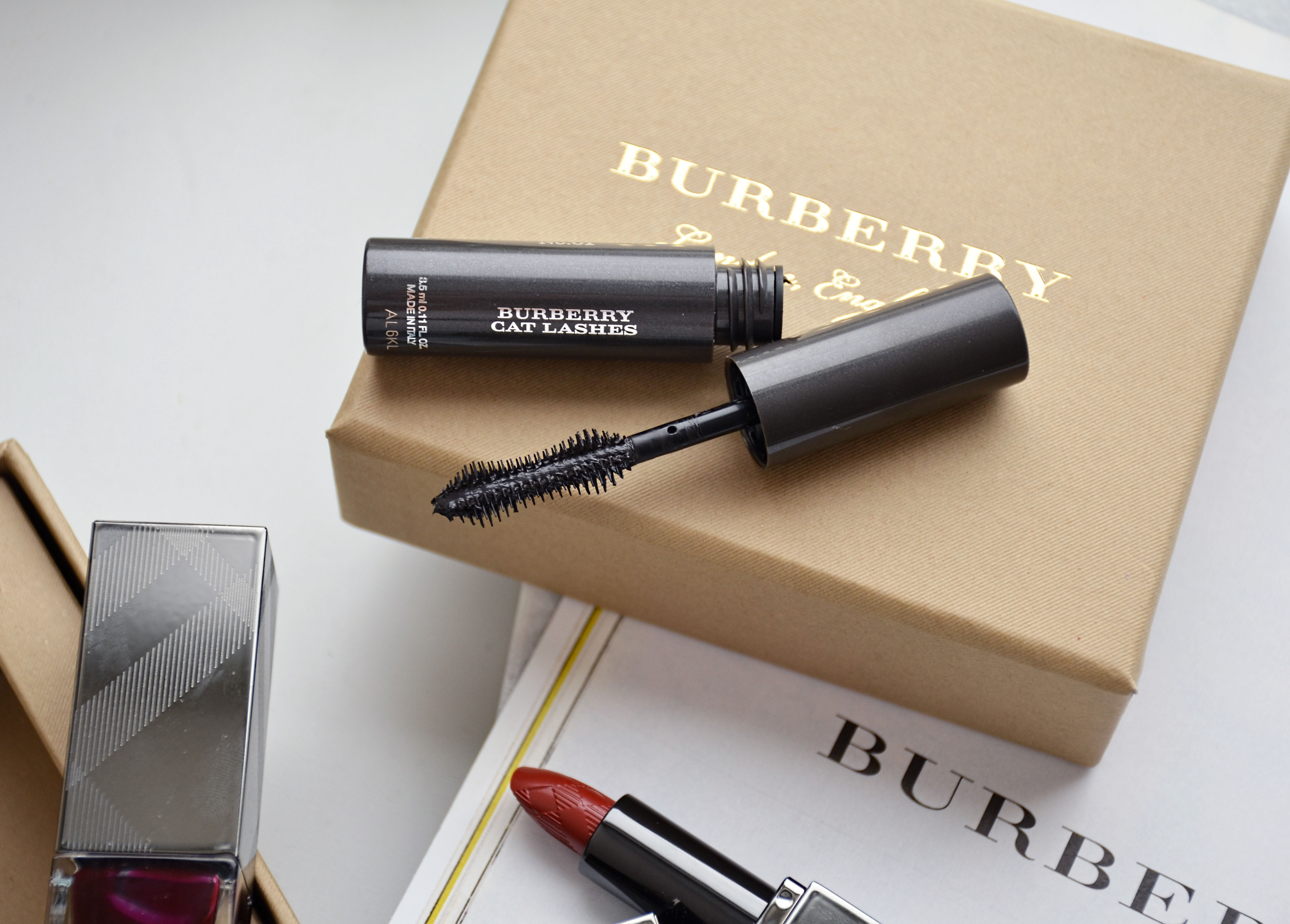 Burberry Beasts Beauty Box - Makeup-Sessions