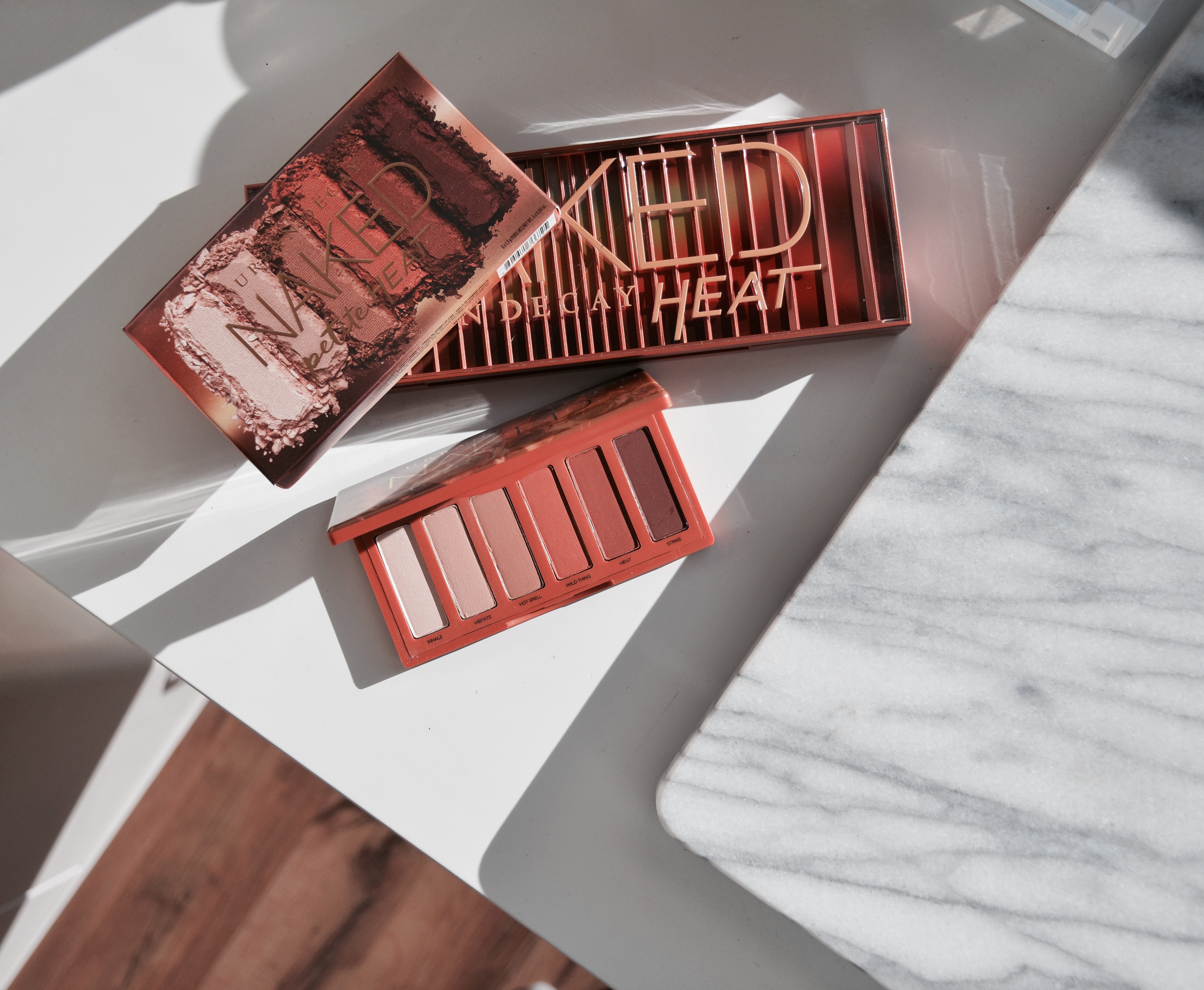 Urban Decay Naked Petite Heat Eyeshadow Palette - Swatches 