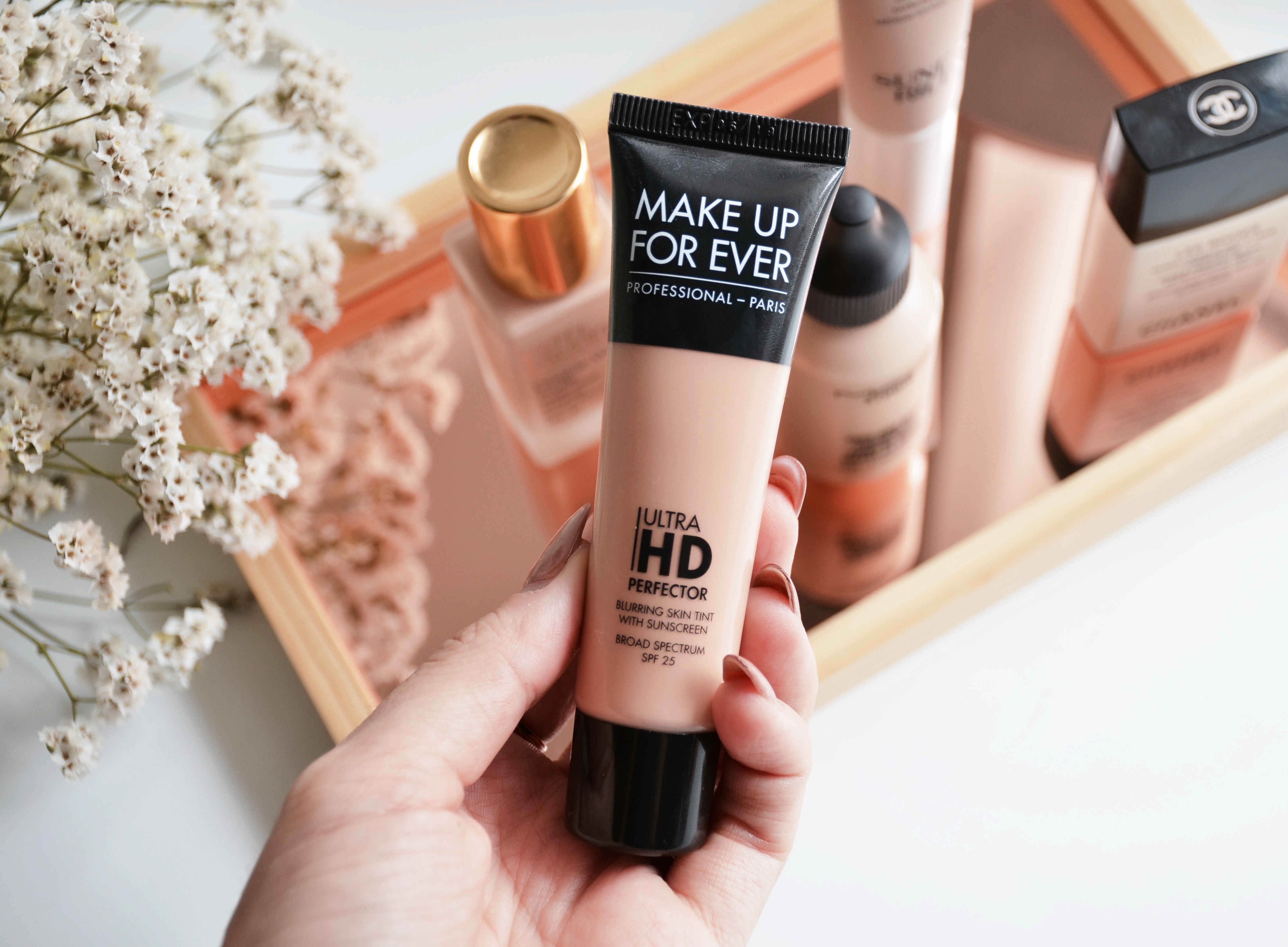 MAKE UP FOR EVER - Ultra HD Perfector SPF 25