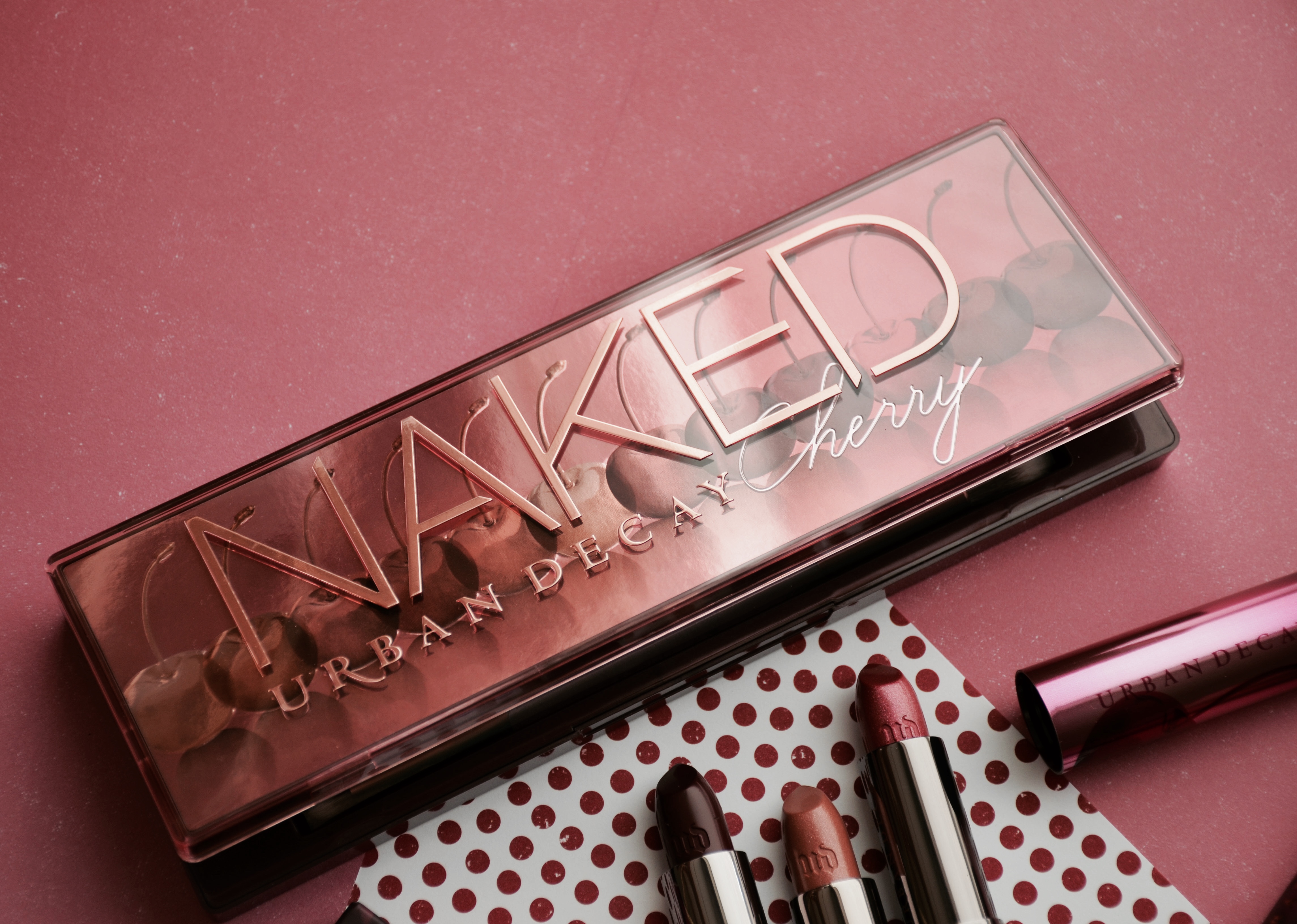 Urban Decay Naked Cherry Eyeshadow Palette