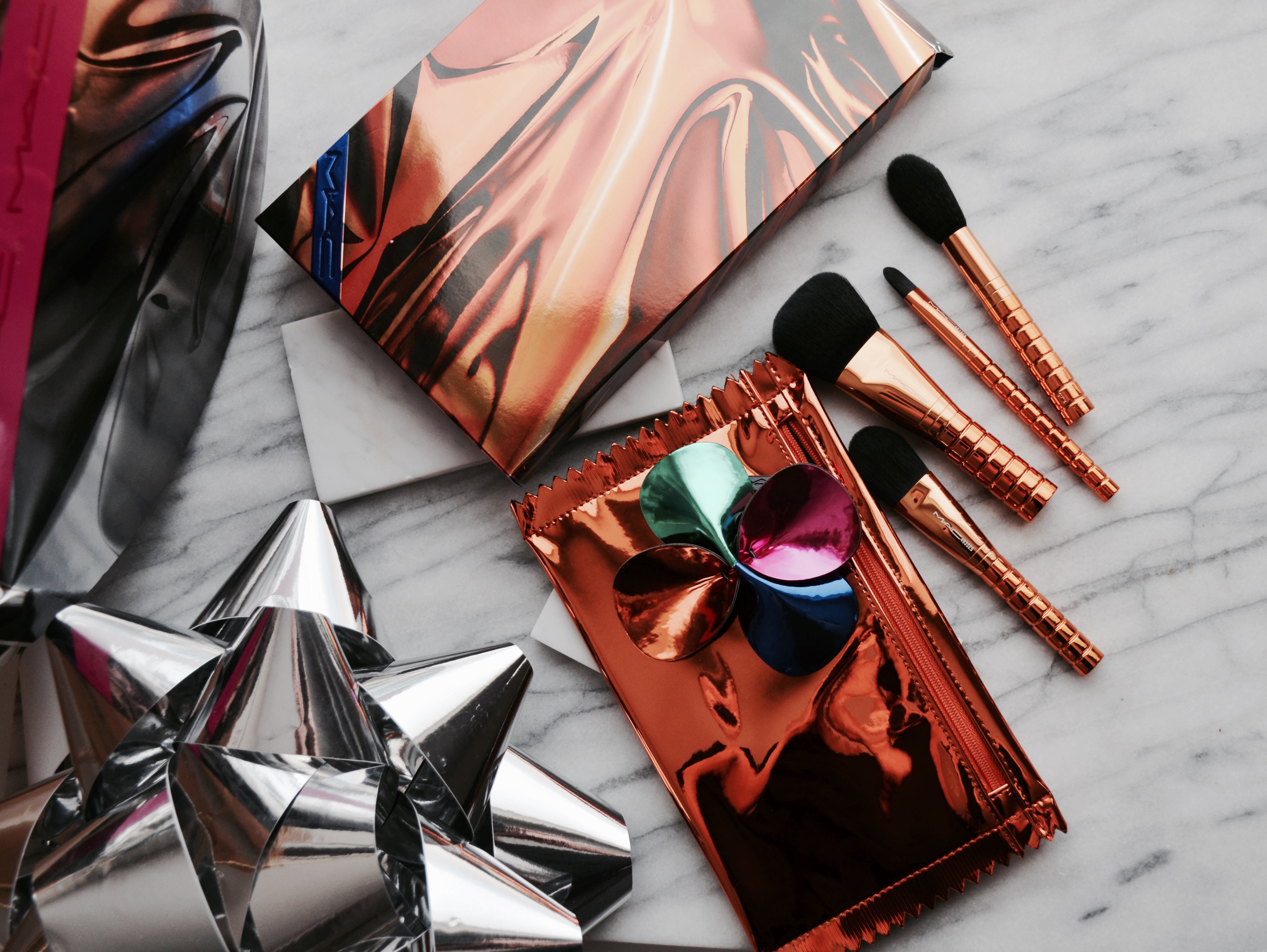 Mac Shiny Pretty Things Holiday Collection MakeupSessions