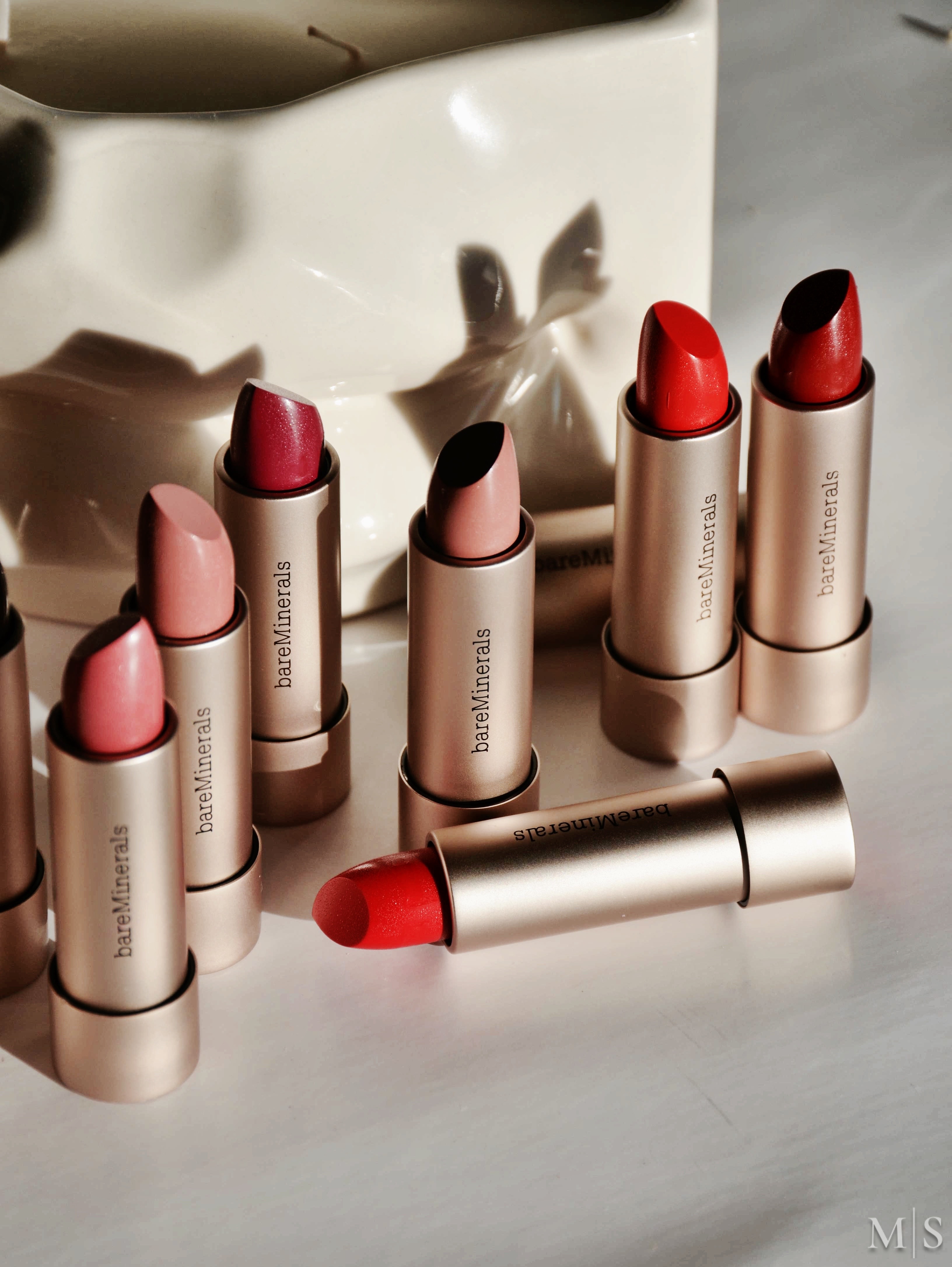 bareMinerals Mineralist Hydra-Smoothing Lipstick